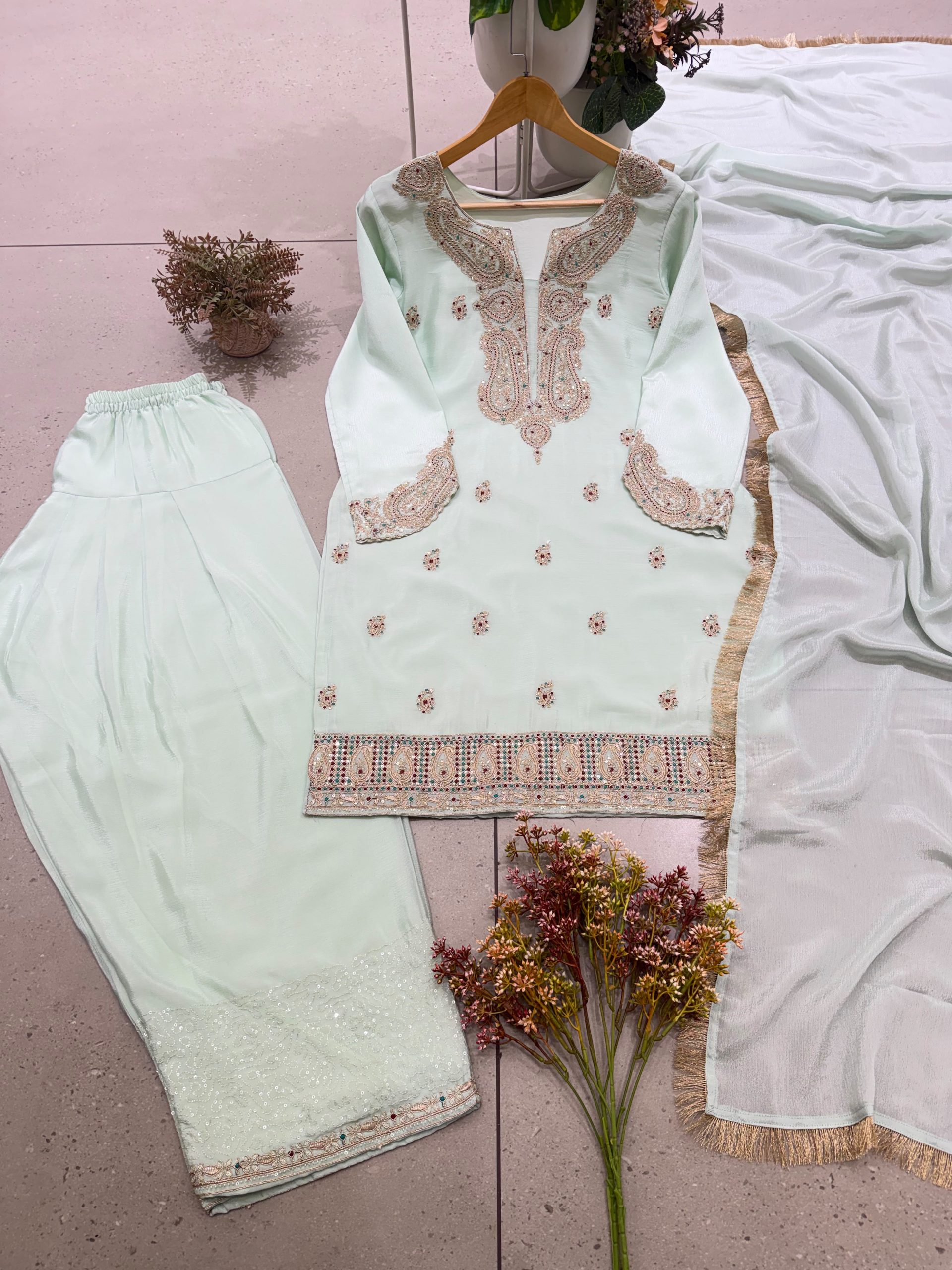 Designer Chinon Farsi Salwar Suit with Embroidery - Image 10