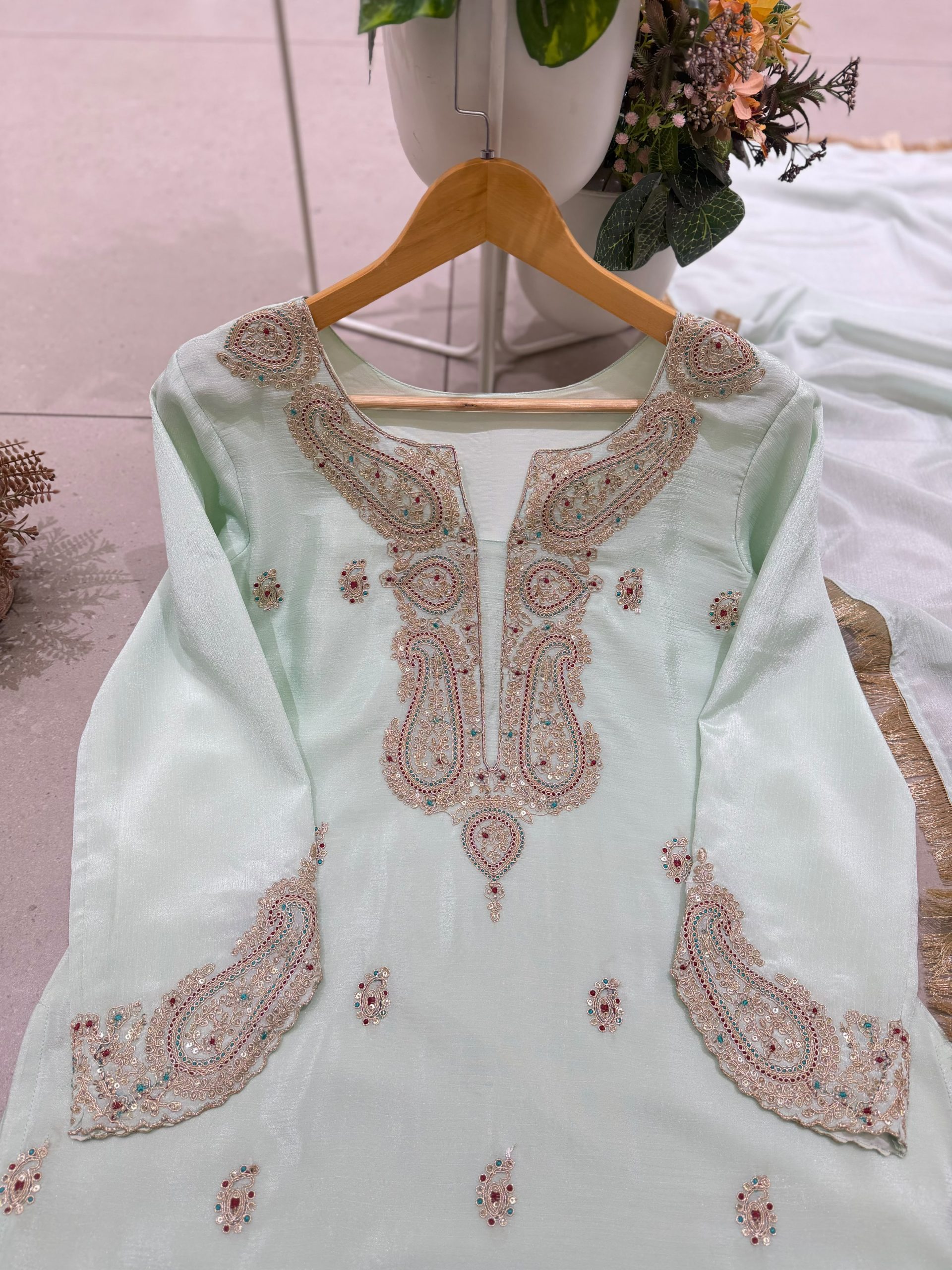 Designer Chinon Farsi Salwar Suit with Embroidery - Image 5